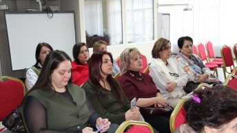 «Միկրոաշխարհը և մարդը». լուսանկարներ ԻՀԱԿ դասընթացից