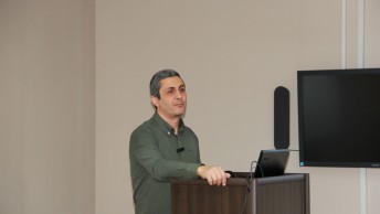 ԻՀԱԿ-ում բուժաշխատողների մասնագիտական էթիկայի թեմայով երկրորդ դասընթացն է անցկացվել