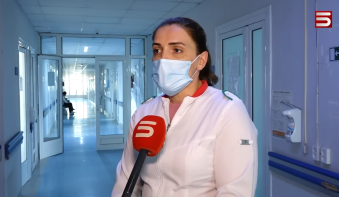 What symptoms did the citizen infected with West Nile fever present to the NCID with?