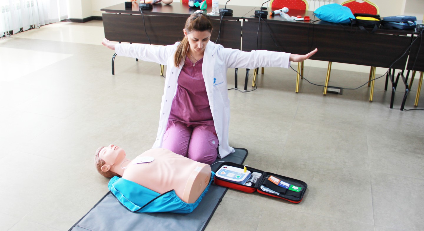 ԻՀԱԿ-ում առաջին բուժօգնության դասընթաց է անցկացվել. մասնակցել է 110 մասնագետ