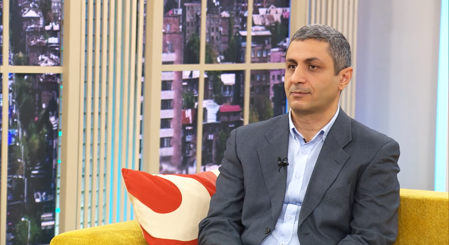 ՄԻԱՎ/ՁԻԱՀ-ի դեմ պայքարում ԻՀԱԿ գործունեությունը ներկայացրել է Վարդան Արզաքանյանը