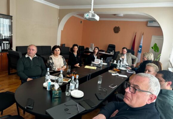 ԻՀԱԿ տնօրեն Ստեփան Աթոյանը հյուրընկալել է Գլոբալ հիմնադրամի Հայաստանի ծրագրերի թիմին